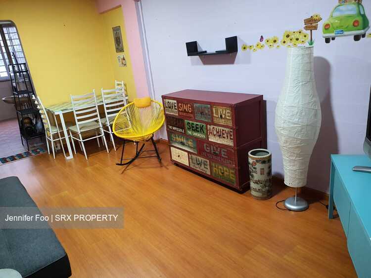 Blk 70 Circuit Road (Geylang), HDB 2 Rooms #584985291
